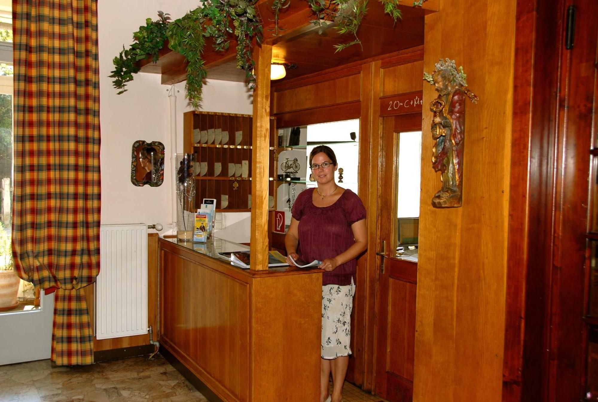 Hotel Velden Bacherlwirt Velden am Wörthersee Dış mekan fotoğraf